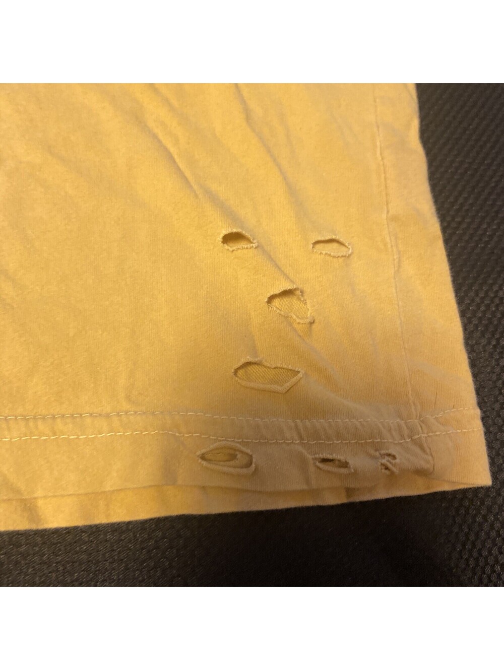 Goodie Two Sleeves Woodstock ‘69 T shirt distressed Size S Yellow - Picture 7 of 9